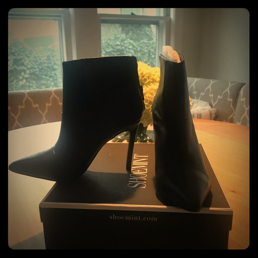 Shoemint booties